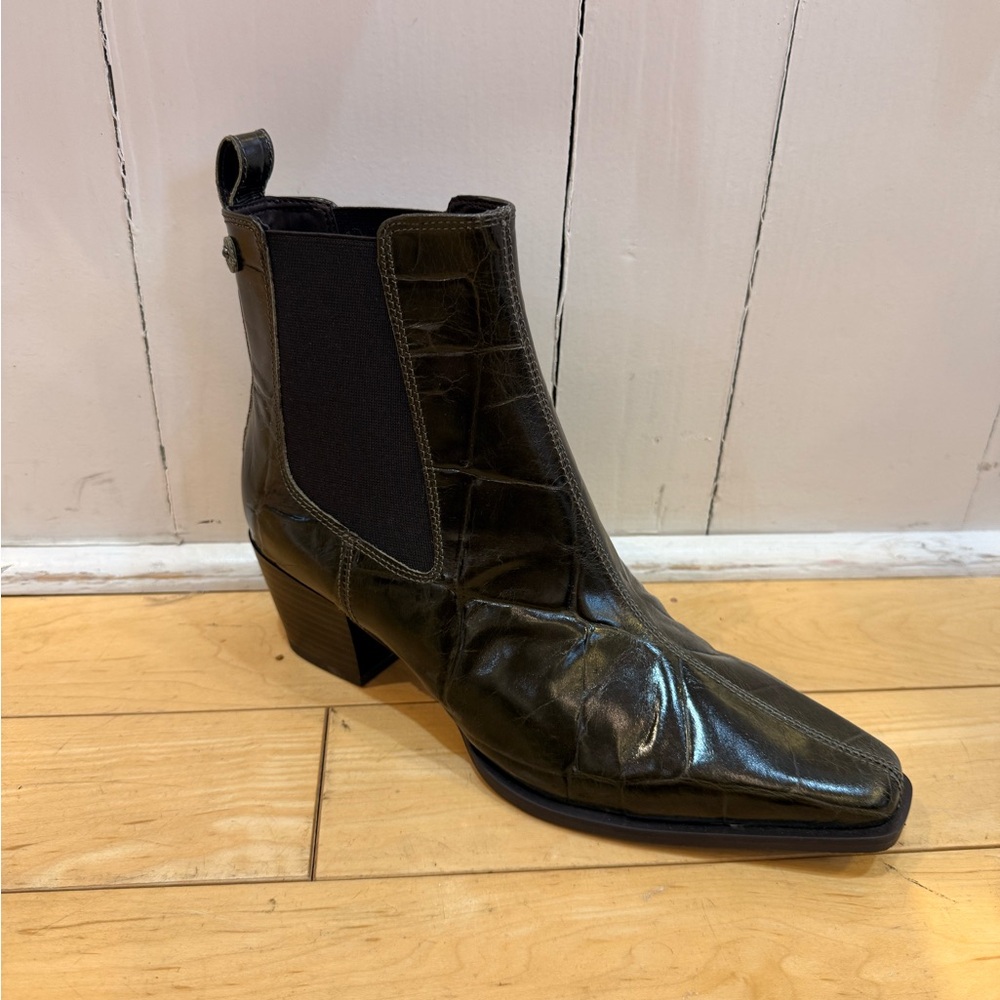 Sam Edelman Ashtyn 2 green Croco Ankle Boots